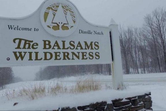 Amerikai elnökválasztás: New Hampshire két kistelepülésén ismertté váltak az első eredmények