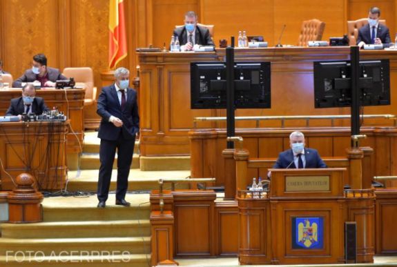 A parlament döntött: Klaus Iohannisnak ki kell hirdetnie a Trianon-törvényt