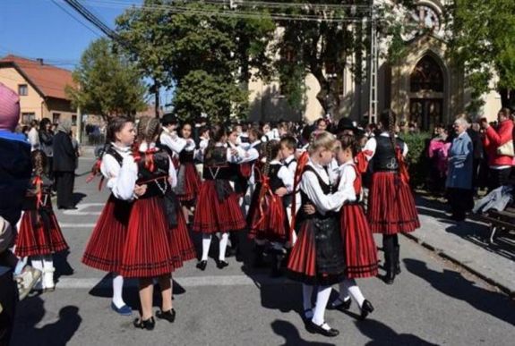 A hivatásos feljelentő újra lecsapott: megbírságolták Gyergyócsomafalva polgármesterét