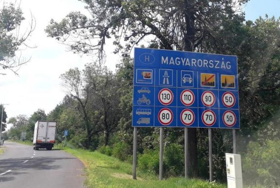 Frissült a lista, de Magyarország továbbra is magas járványügyi kockázatot jelentő ország