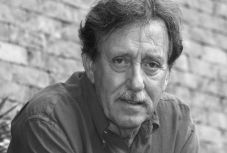 Meghalt Mihály Tamás, az Omega együttes basszusgitárosa