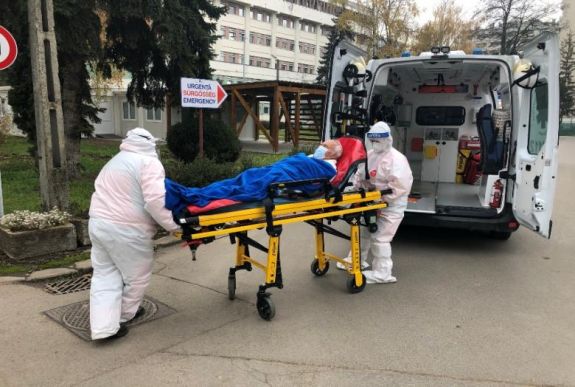 A betegellátás mellett nehézkes a hozzátartozók tájékoztatása Sepsiszentgyörgyön