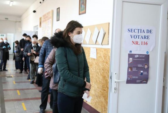 RMDSZ-becslés 17 órakor: jóval kisebb a magyar részvétel, mint 2016-ban