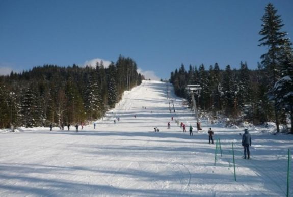 Így várják a téli sportok szerelmeseit a Hargita megyei sípályák