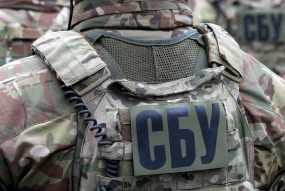 Hazaárulás címén indult büntetőeljárás a magyar himnusz eléneklése miatt kárpátaljai képviselők ellen