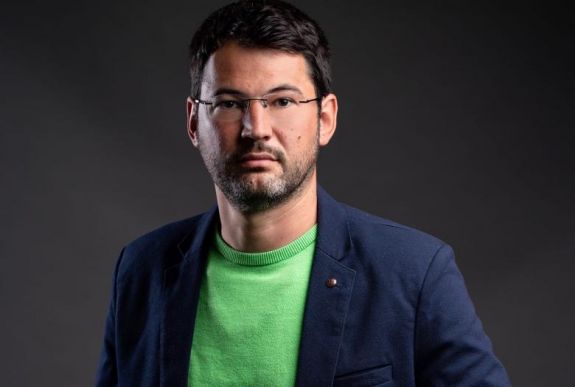 FRISSÍTVE - Menesztették a környezetvédelmi alap elnökét 