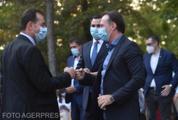 Lapértesülés: kiegyeztek a kormányt alakító pártok a fontosabb tisztségek elosztásában