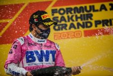 Forma–1: Szahíri Nagydíj: Pérez győzött, nincs Mercedes az első háromban
