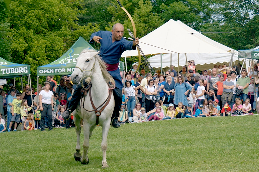 Gyermeknappal egybekötött majális Kolozsváron