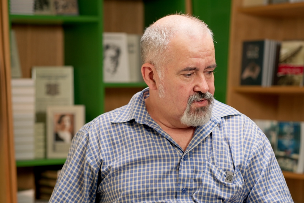 Mi fér bele egy könyvbe? Szántai Jánossal beszélgettünk