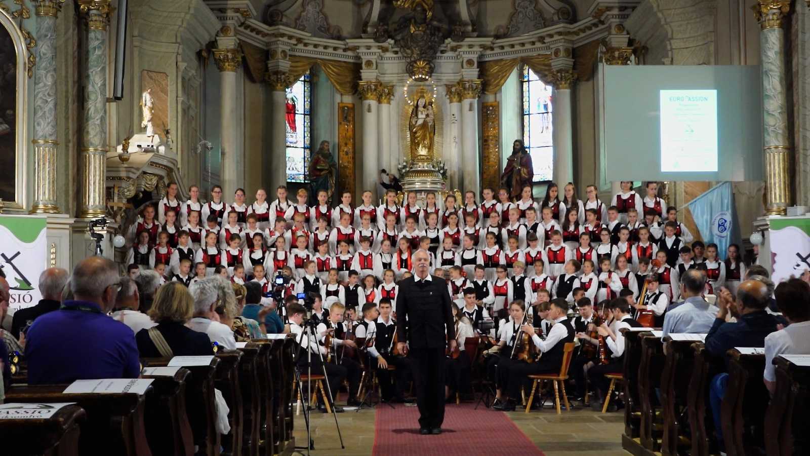 A Szentegyházi Gyermekfilharmónia előadása