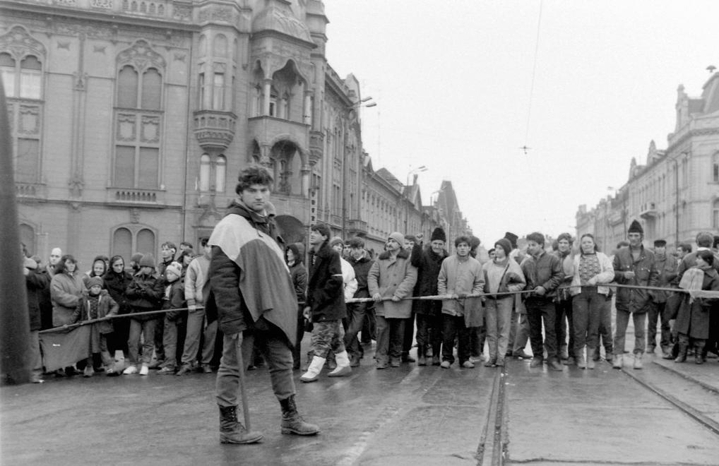 Élőlánc Temesváron 1989. december 16-án | Fotók: Urbán Tamás, Fortepan