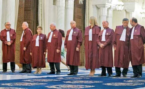 foto 3 judecatori-curtea-constitutionala