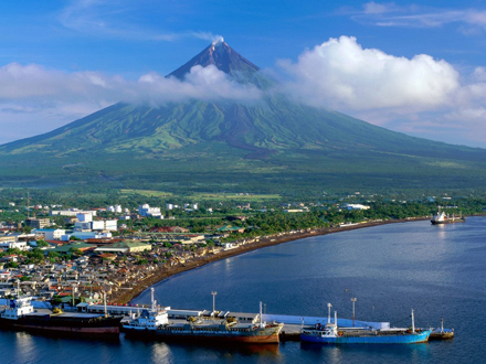 Mayon szepsegiralyno